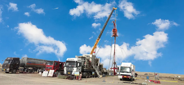 再度领跑！ 杰森成功完成9000米连续油管穿电缆服务